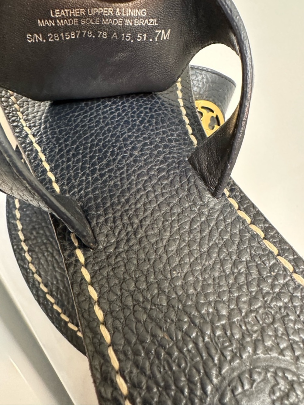 Tory Burch Navy Leather Logo Thong Sandals with Gold Medallions - Picture 5 of 6